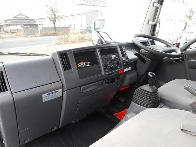 ISUZU ELF 2015