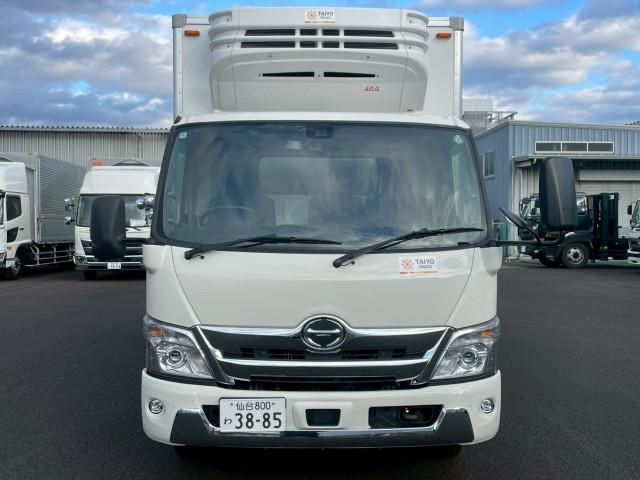 HINO DUTRO 2025