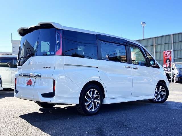 HONDA STEPWAGON SPADA 2015