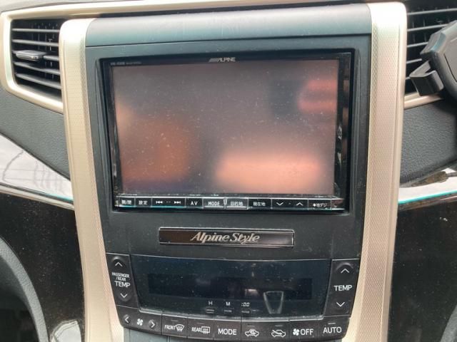 TOYOTA VELLFIRE 2012