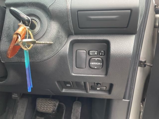 TOYOTA HARRIER 2WD 2006