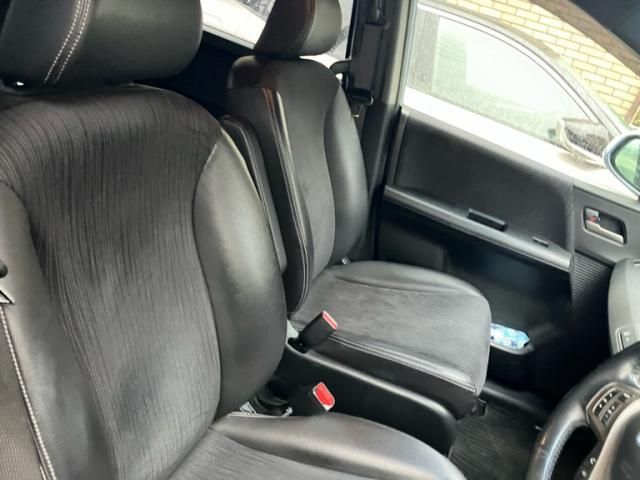 HONDA FREED Spike HYBRID 2011