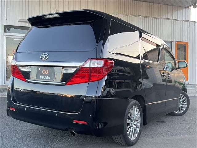 TOYOTA ALPHARD 2013