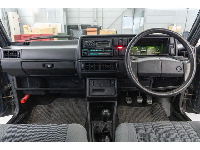 VOLKSWAGEN VOLKSWAGEN GOLF 1990