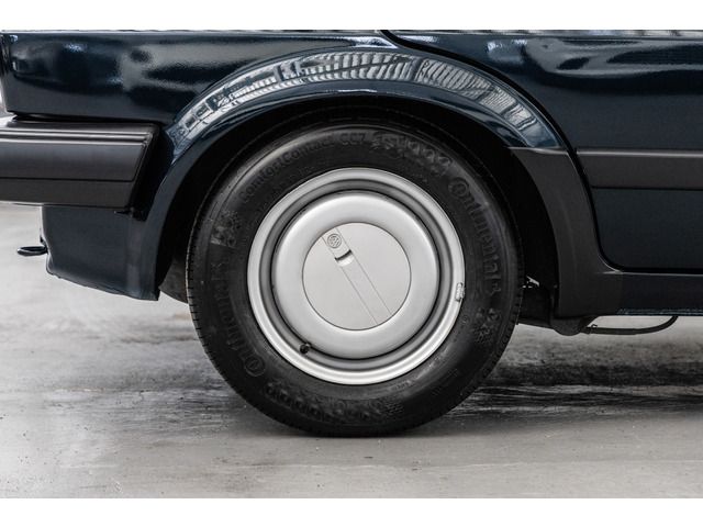 VOLKSWAGEN VOLKSWAGEN GOLF 1990