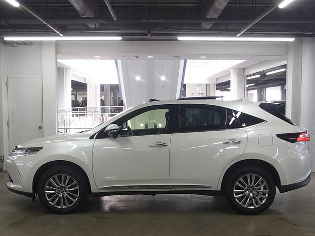 TOYOTA HARRIER 2WD 2018