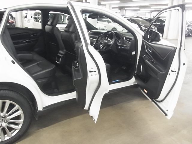 TOYOTA HARRIER 2WD 2018