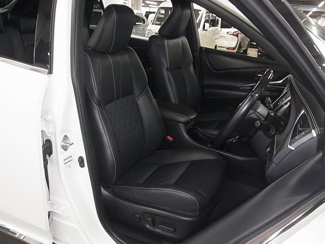 TOYOTA HARRIER 2WD 2018