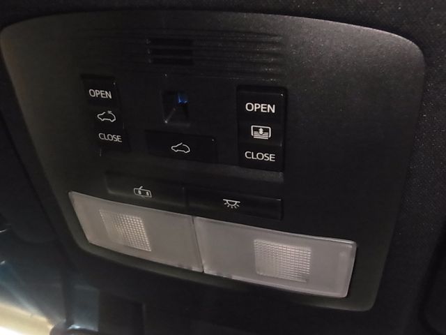 TOYOTA HARRIER 2WD 2018