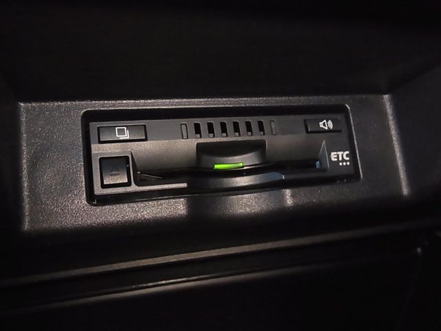 TOYOTA HARRIER 2WD 2018