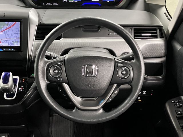 HONDA FREED plus HYBRID 2018