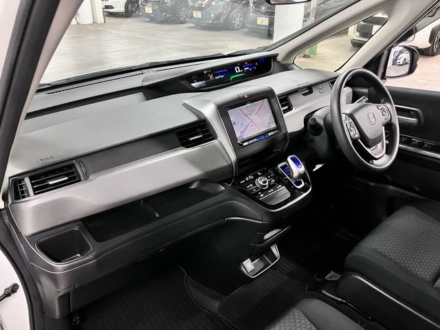 HONDA FREED plus HYBRID 2018