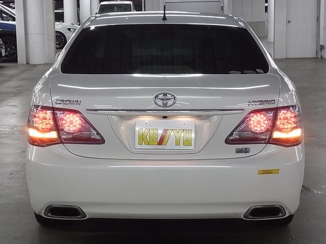TOYOTA CROWN sedan hybrid 2009