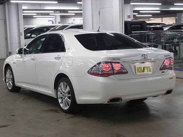 TOYOTA CROWN sedan hybrid 2009
