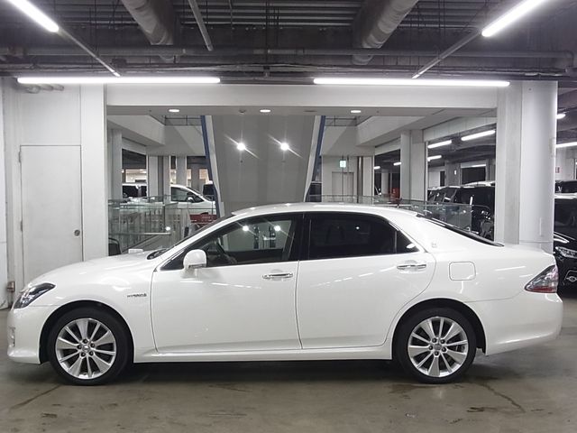 TOYOTA CROWN sedan hybrid 2009