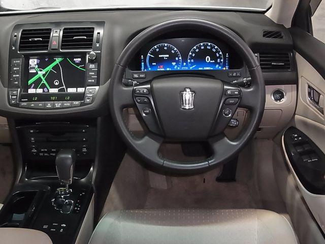 TOYOTA CROWN sedan hybrid 2009