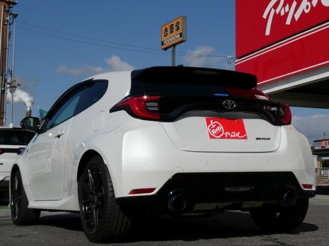 TOYOTA GR YARIS 2021