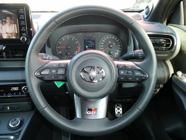 TOYOTA GR YARIS 2021