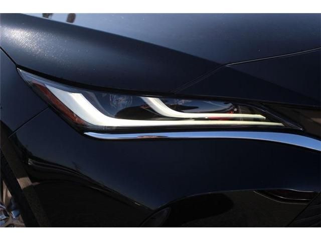 TOYOTA HARRIER HYBRID 2020