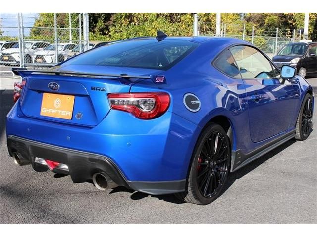 SUBARU BRZ 2017