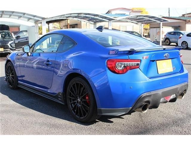 SUBARU BRZ 2017