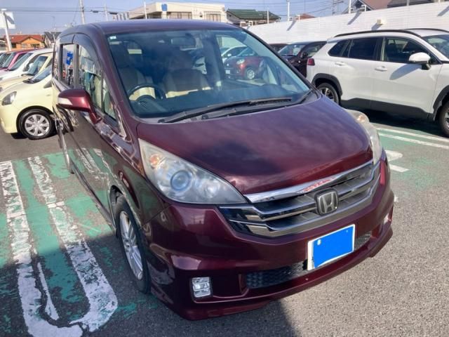 HONDA STEPWAGON SPADA 2009