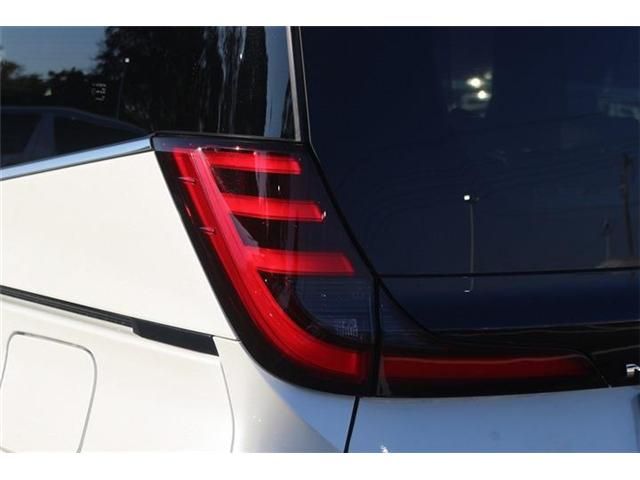 TOYOTA NOAH HYBRID 2023