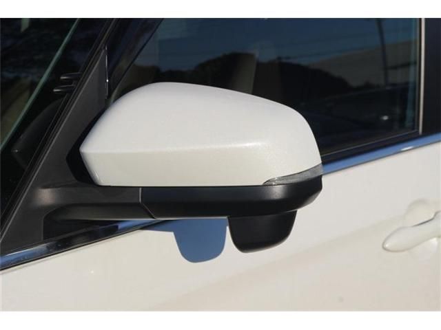 TOYOTA NOAH HYBRID 2023