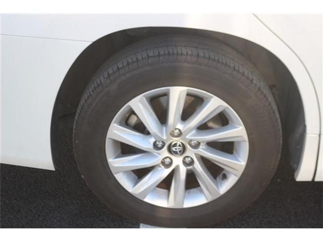 TOYOTA NOAH HYBRID 2023