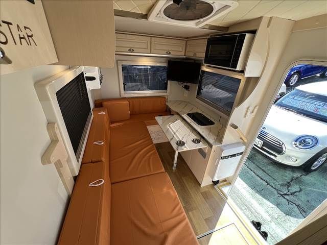 DAIHATSU HIJET truck 2022