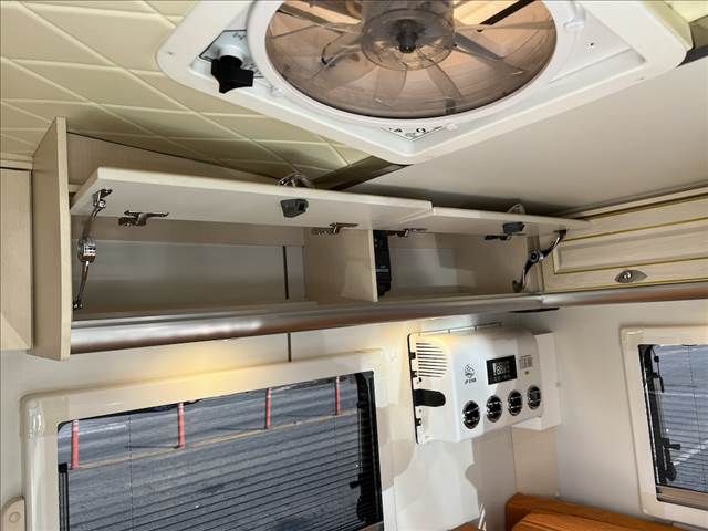 DAIHATSU HIJET truck 2022