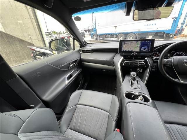 TOYOTA HARRIER 2WD 2021