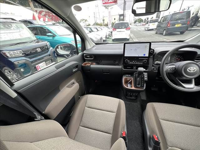 TOYOTA SIENTA HYBRID 2025