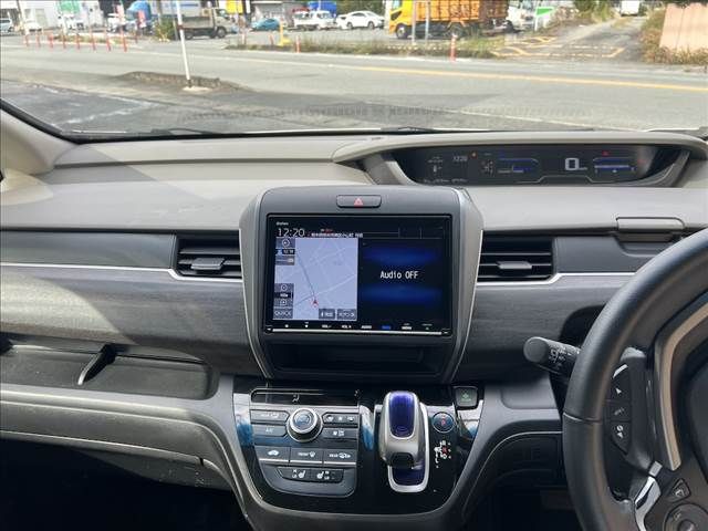 HONDA FREED plus HYBRID 2016