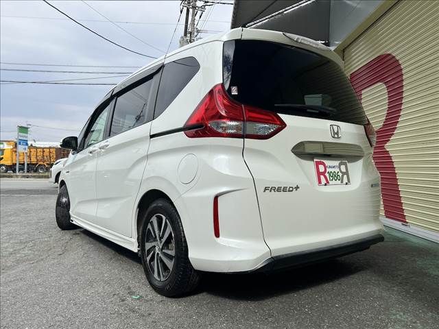 HONDA FREED plus HYBRID 2016