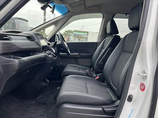 HONDA FREED plus HYBRID 2016