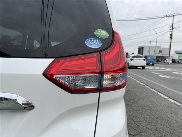 HONDA FREED plus HYBRID 2016