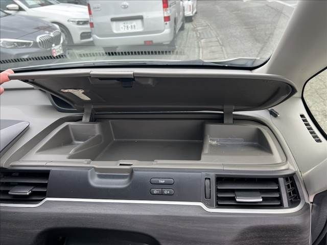 HONDA FREED plus HYBRID 2016