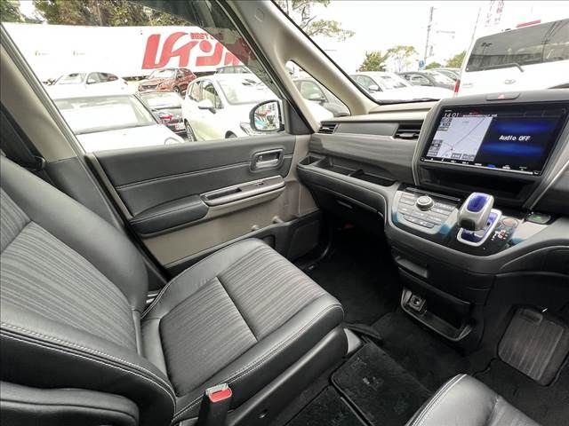 HONDA FREED plus HYBRID 2016