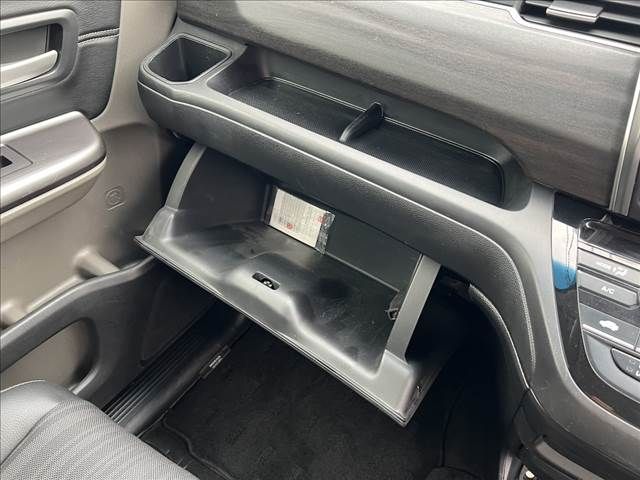 HONDA FREED plus HYBRID 2016