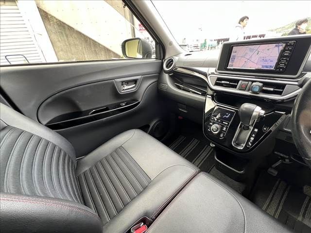 DAIHATSU CAST SPORT 2015