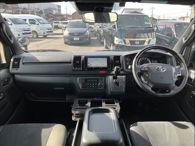 TOYOTA HIACE van 4WD 2021