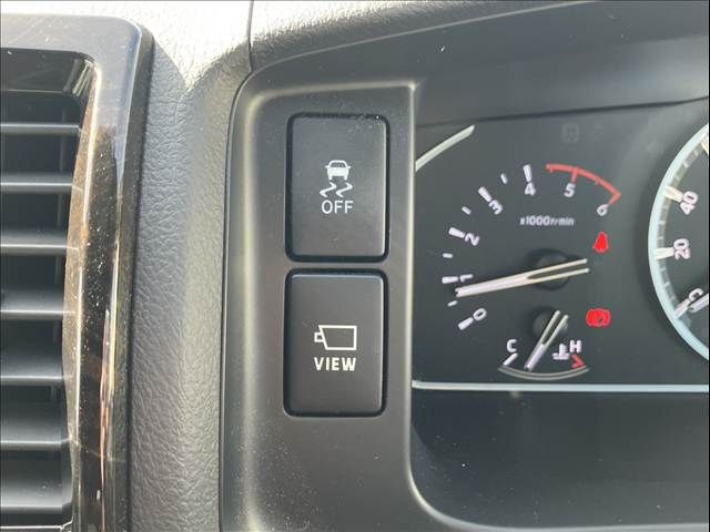 TOYOTA HIACE van 4WD 2021