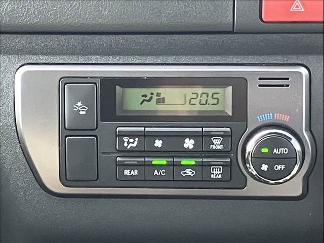 TOYOTA HIACE van 4WD 2021