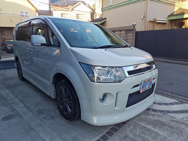 MITSUBISHI DELICA D:5 2WD 2007