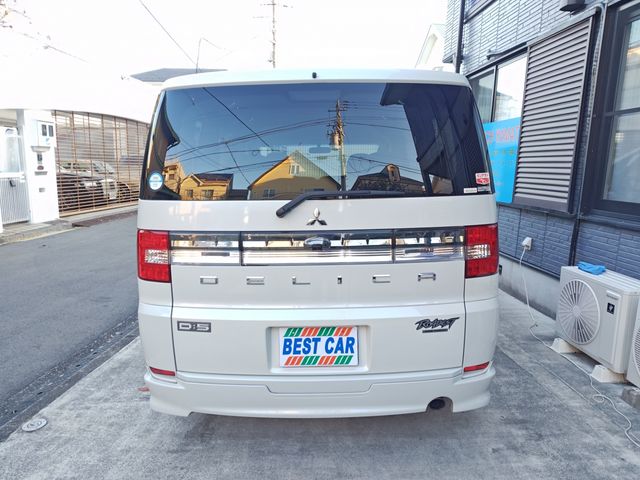 MITSUBISHI DELICA D:5 2WD 2007