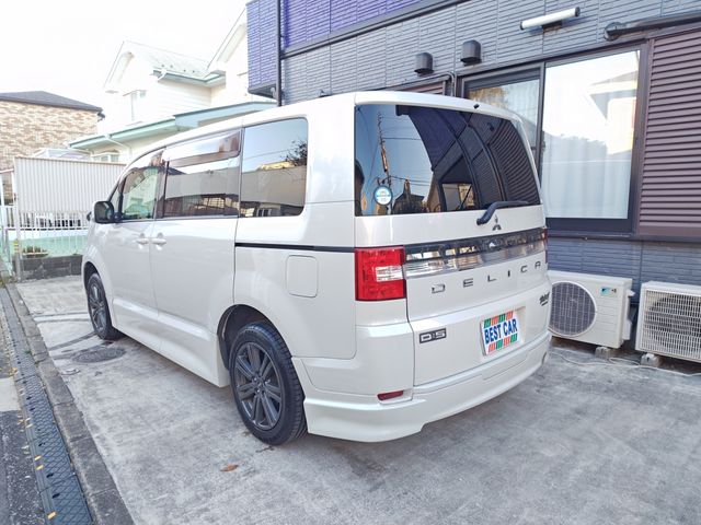 MITSUBISHI DELICA D:5 2WD 2007