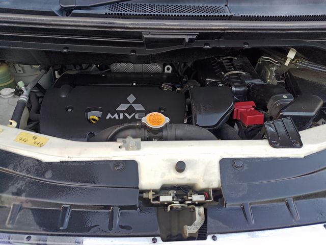 MITSUBISHI DELICA D:5 2WD 2007