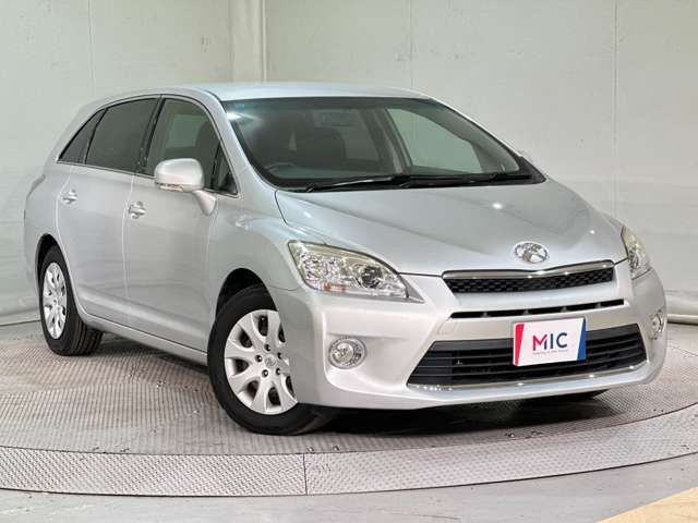 TOYOTA MARK X ZIO 2011