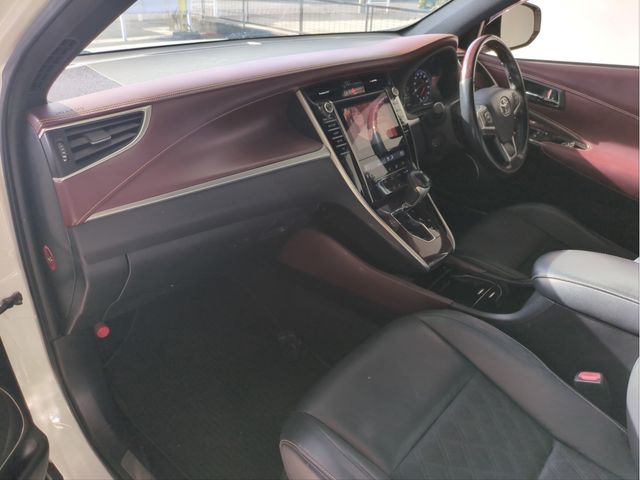 TOYOTA HARRIER 2WD 2014